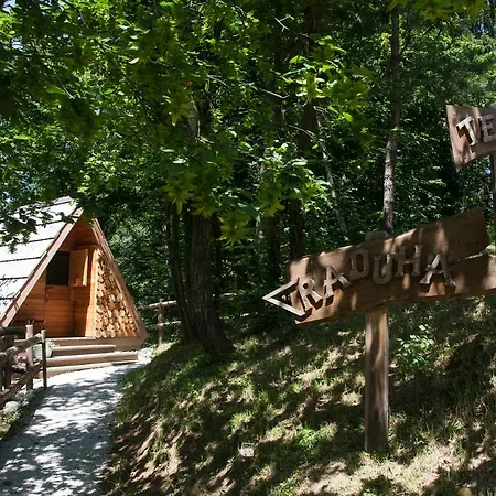 Glamping Savinja 假日公园 Ljubno